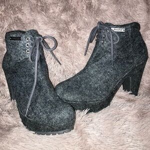 Blowfish Grey soft Herringbone Flannel bootie